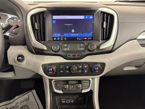 Used 2023 GMC Terrain SLT w/ Infotainment Package II FWD image 21