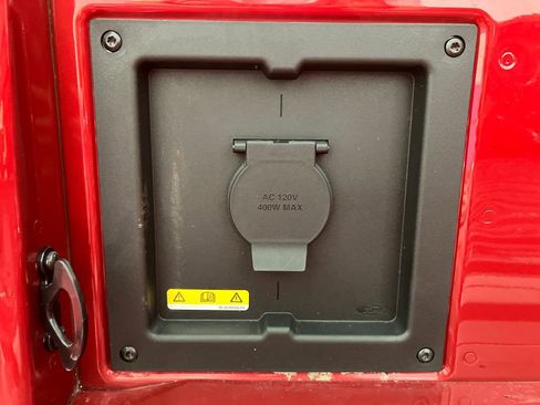 Certified 2022 Ford F150 XLT w/ Equipment Group 302A High image 28