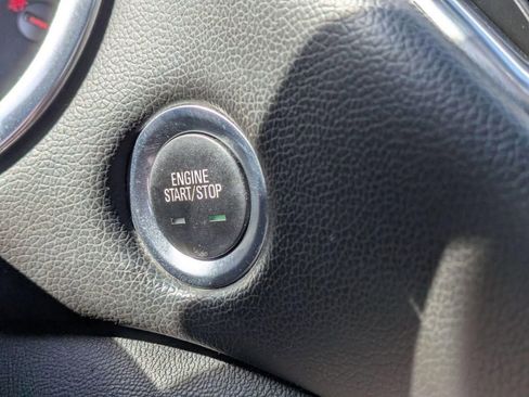 Used 2024 Chevrolet Malibu LT FWD image 17