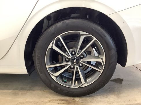 Certified 2023 Kia Forte LXS FWD image 26