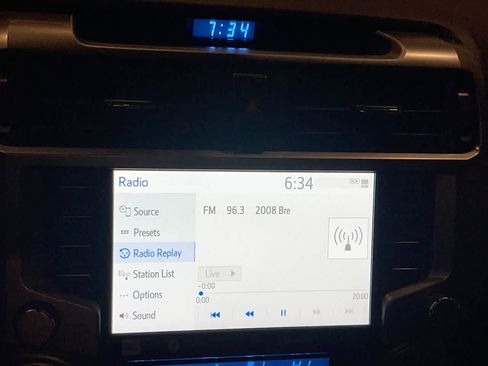 Used 2021 Toyota 4Runner Limited image 16