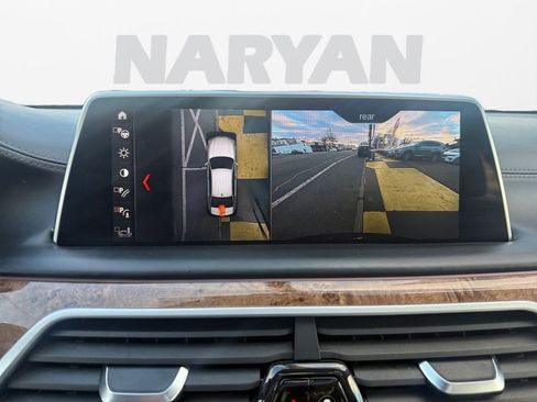 Used 2018 BMW 740i xDrive xDrive image 23