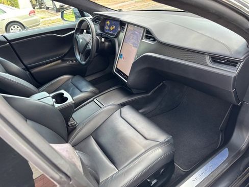 Used 2018 Tesla Model S 75D image 36