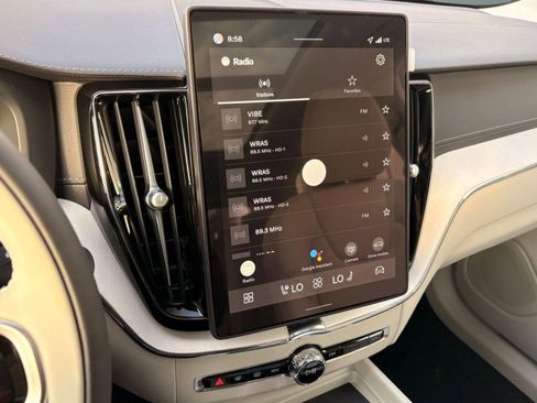 New 2026 Volvo XC60 B5 Ultra w/ Climate Package image 30