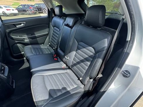 Used 2024 Ford Edge SEL w/ Convenience Package AWD/4WD image 12