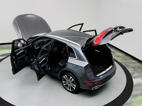 Used 2018 Audi SQ5 Premium Plus w/ Navigation Package image 42