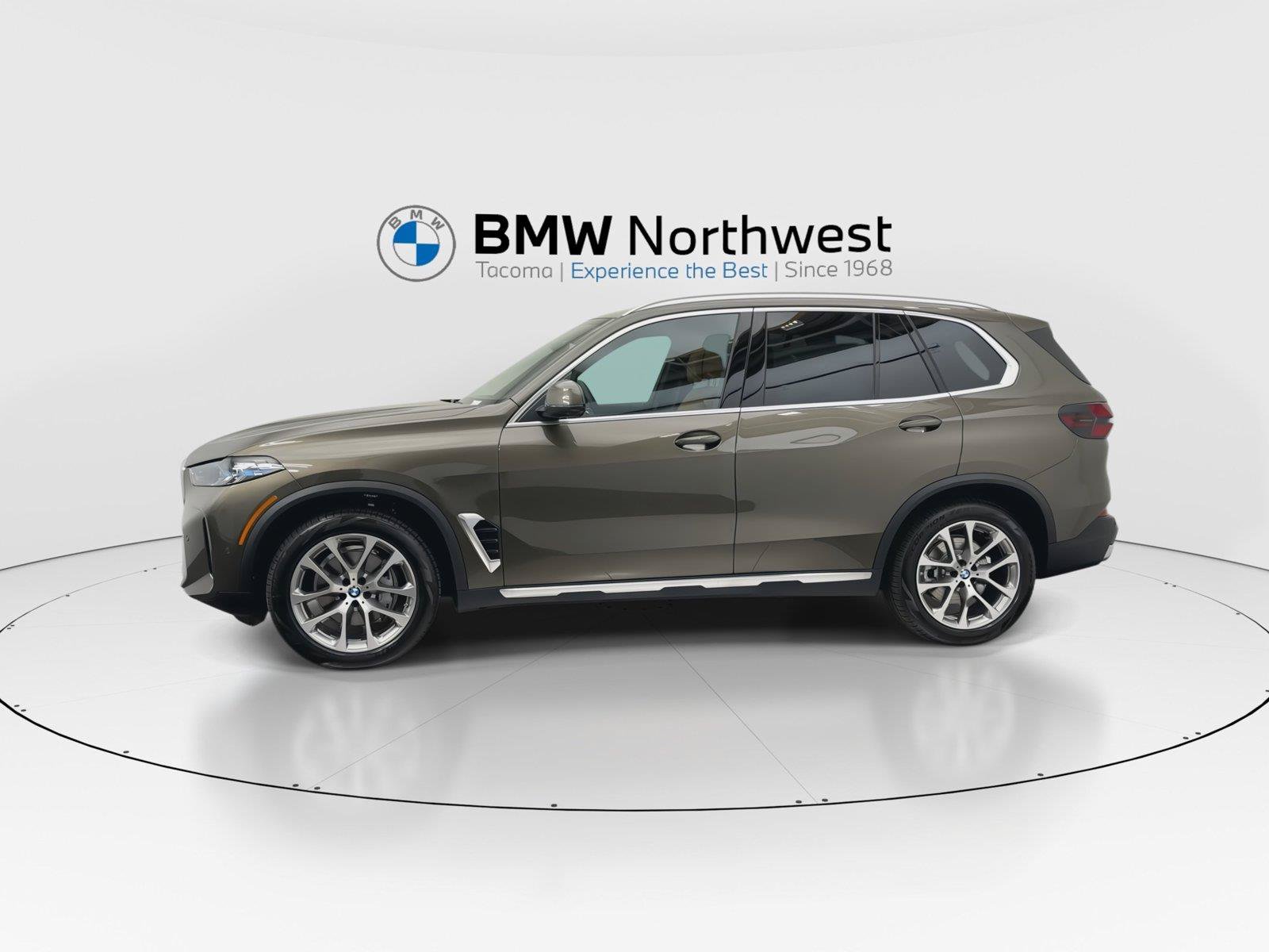 New 2026 BMW X5 xDrive40i w/ Climate Comfort Package AWD/4WD image 10