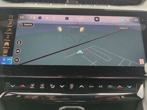 New 2026 Jeep Grand Cherokee Altitude image 14