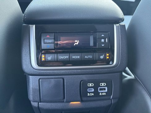 New 2026 Subaru Ascent Limited image 14