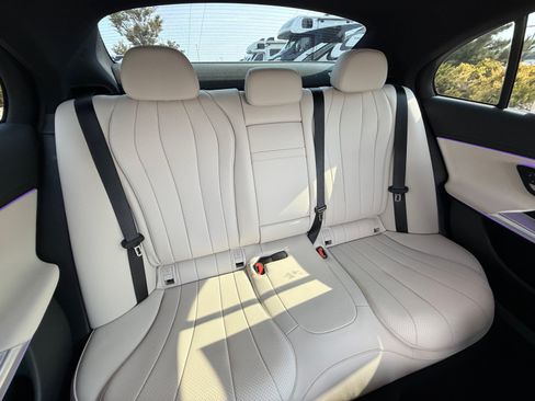 Used 2024 Mercedes-Benz E 450 4MATIC Sedan image 18