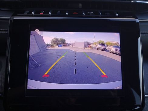 Used 2025 Jeep Grand Cherokee L Altitude AWD/4WD image 9