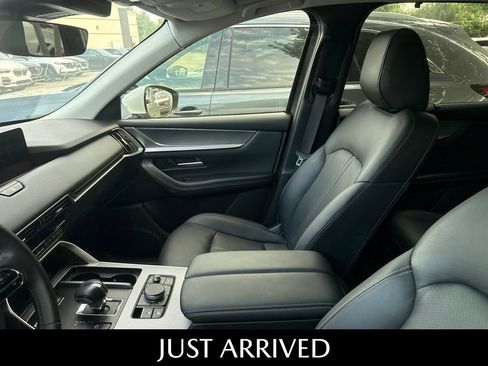 Used 2026 MAZDA CX-90 3.3 Turbo w/ Preferred Package AWD/4WD image 17