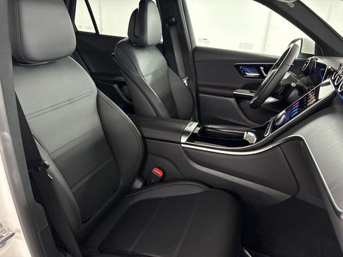 Certified 2026 Mercedes-Benz GLC 300 image 23