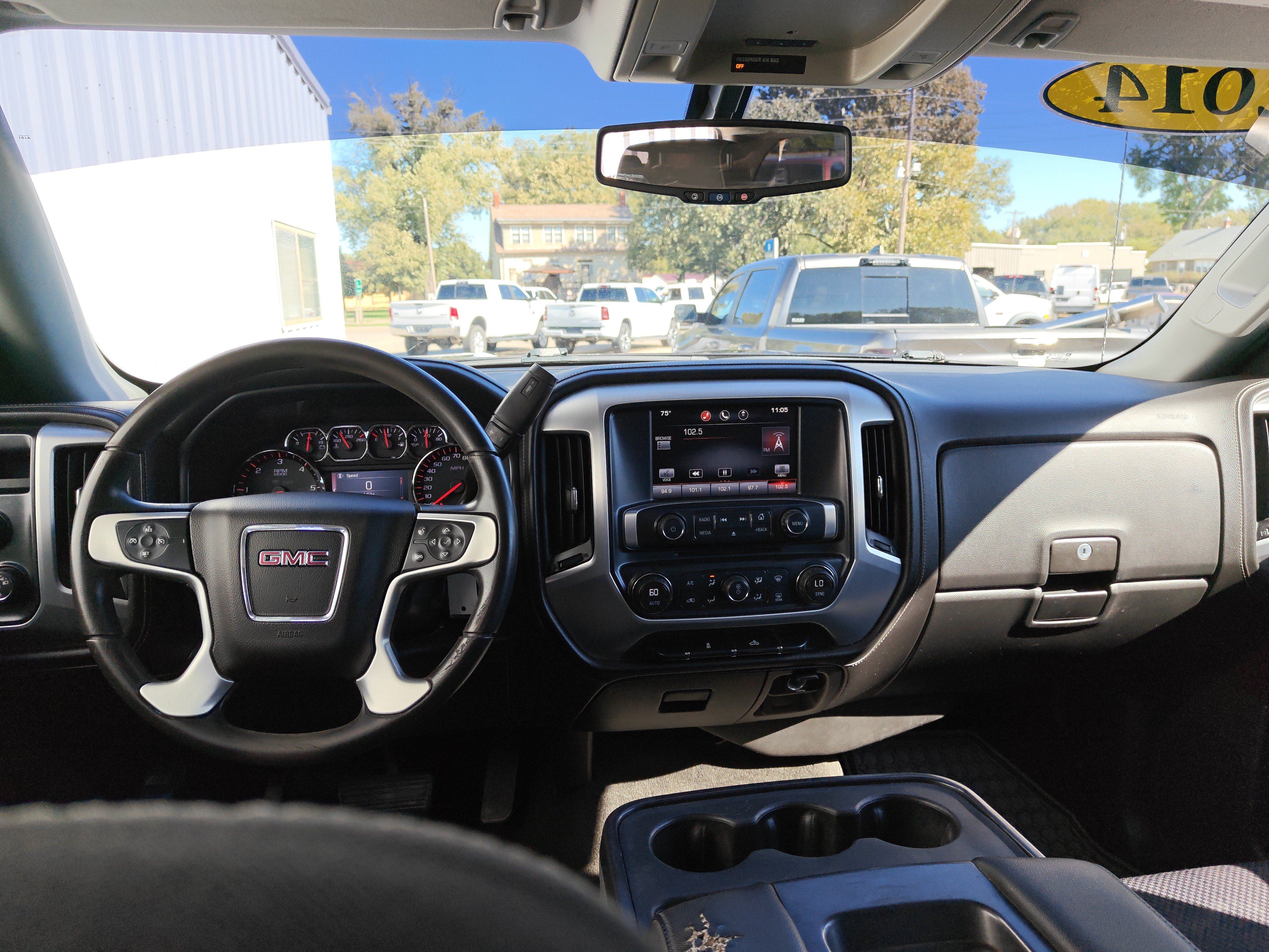 Used 2014 GMC Sierra 1500 SLE w/ SLE Value Package AWD/4WD image 17