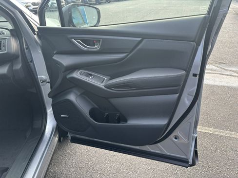 New 2025 Subaru Ascent Limited image 47