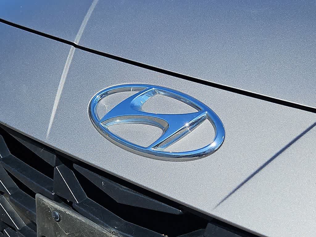 Used 2023 Hyundai Elantra Blue FWD image 29