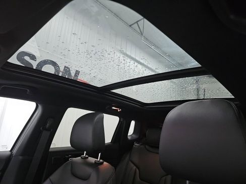 New 2026 Jeep Compass Limited image 33