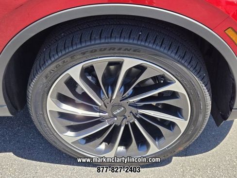 New 2026 Lincoln Aviator Reserve AWD/4WD image 13