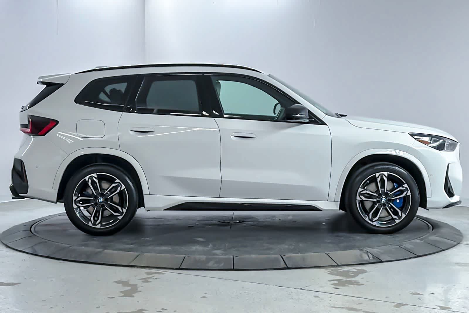 Used 2024 BMW X1 M35i w/ Premium Package AWD/4WD image 8