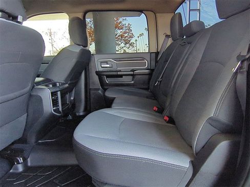 Used 2019 RAM 2500 Big Horn image 26