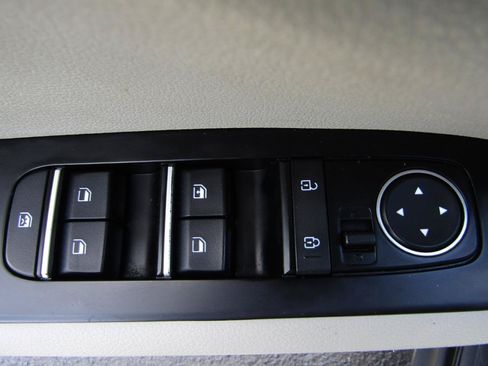 Used 2020 Kia Soul LX FWD image 11