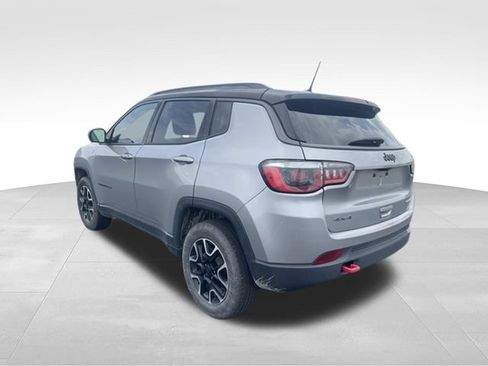 Used 2020 Jeep Compass Trailhawk AWD/4WD image 3