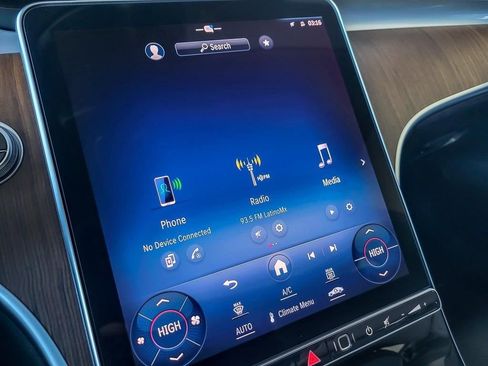 Used 2024 Mercedes-Benz C 300 C 300 image 14