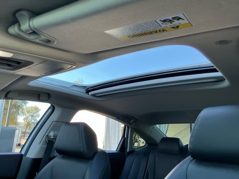 Used 2024 Honda Accord Touring image 33