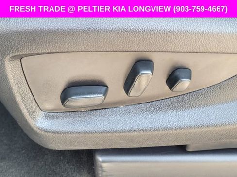 Used 2018 Chevrolet Silverado 1500 LT w/ Texas Edition RWD image 18