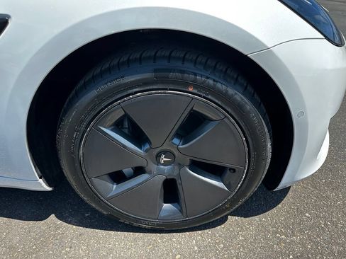 Used 2022 Tesla Model 3 RWD image 12