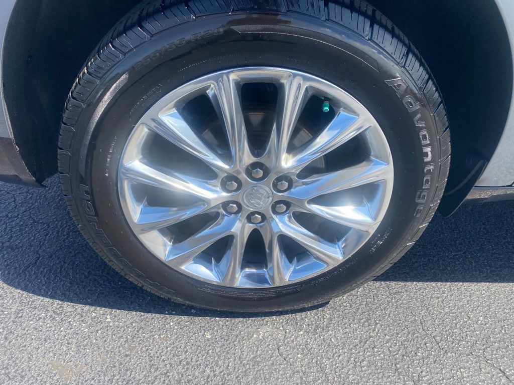 Used 2018 Buick Enclave Premium w/ Experience Buick Package AWD/4WD image 29