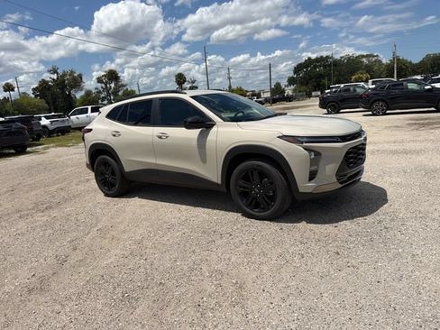 New 2026 Chevrolet Trax ACTIV w/ Driver Confidence Package FWD image 17