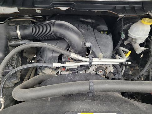 Used 2019 RAM 1500 Big Horn AWD/4WD image 30