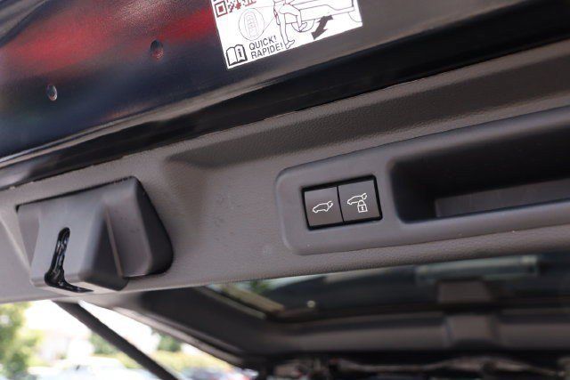 Used 2025 Toyota Sequoia Capstone AWD/4WD image 8