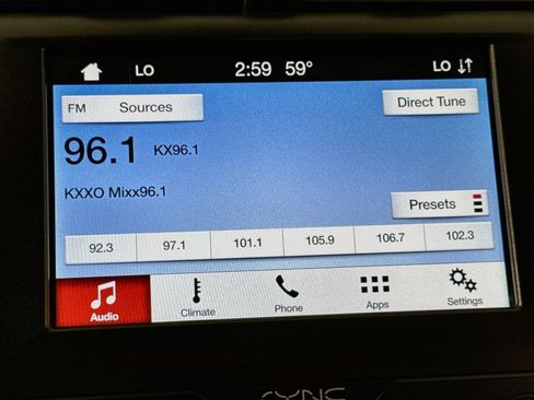 Used 2019 Ford Fusion SE FWD image 24