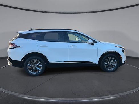 Used 2024 Kia Sportage SX FWD image 9