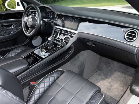 Used 2021 Bentley Continental GT V8 AWD/4WD image 4