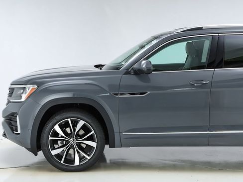 New 2026 Volkswagen Atlas SEL Premium R-Line AWD/4WD image 3