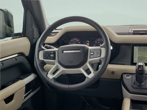 Used 2024 Land Rover Defender 110 S AWD/4WD image 12