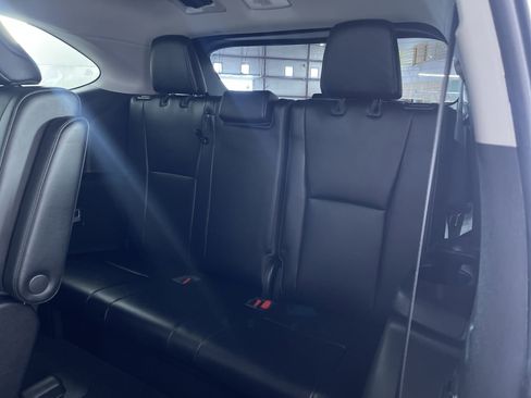 Used 2022 Toyota Highlander Platinum image 23