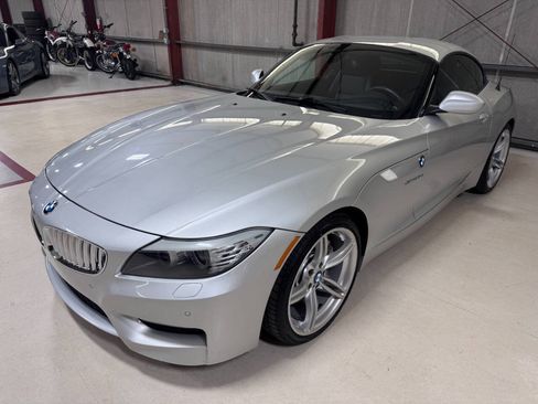 Used 2011 BMW Z4 sDrive35is RWD image 23