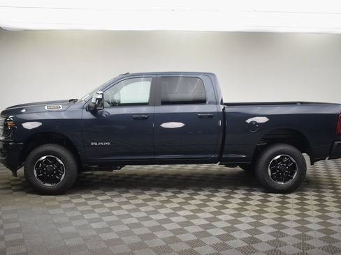 New 2026 RAM 2500 Laramie AWD/4WD image 15