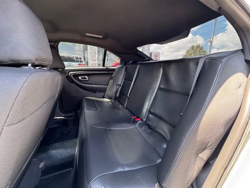 Used 2017 Ford Taurus Police Interceptor AWD image 18