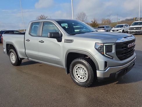 Used 2023 GMC Sierra 1500 Pro w/ Fleet Convenience Package image 8