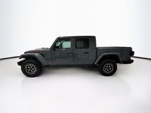 Used 2024 Jeep Gladiator Rubicon AWD/4WD image 4