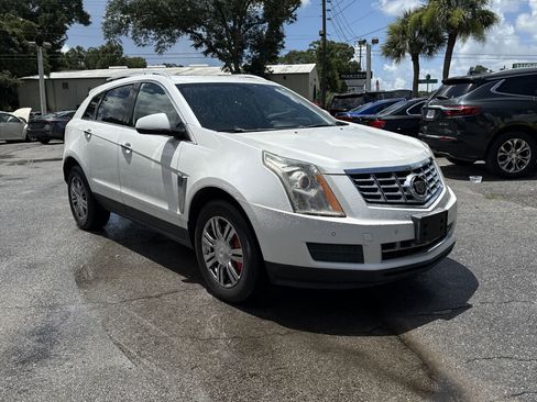 Used 2013 Cadillac SRX Luxury image 7