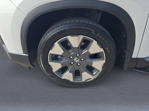 New 2026 Honda Pilot Elite image 9