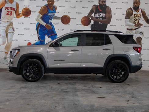 Used 2026 GMC Terrain Elevation w/ Black Edition image 17