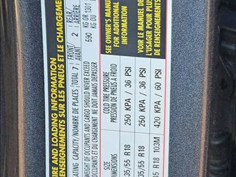 Used 2023 Volkswagen Tiguan SE image 14