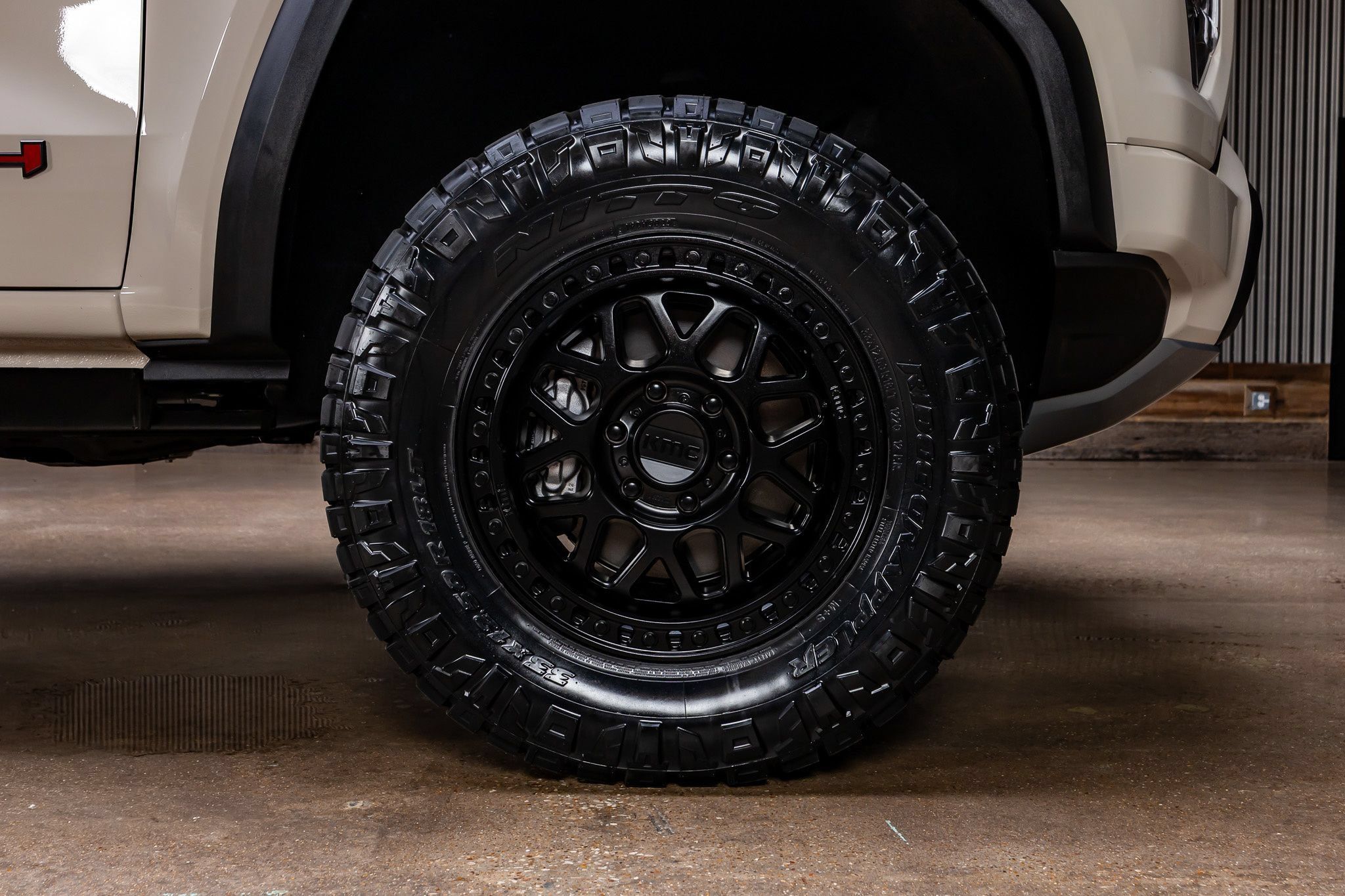 Used 2026 GMC Canyon AT4 AWD/4WD image 12